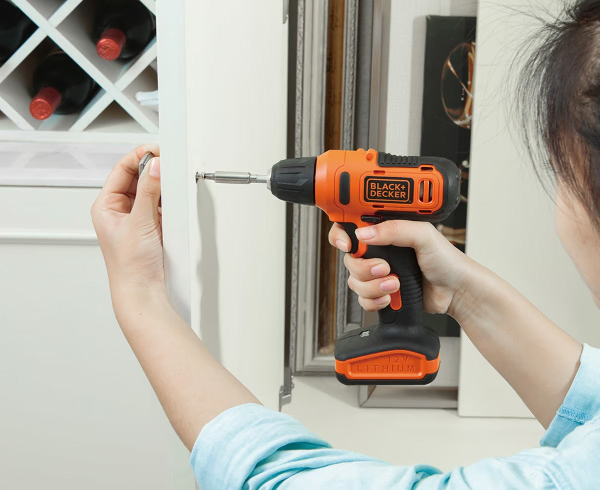 Black + Decker Cordless Drill Driver 12V+13Bits LD12SP-B5